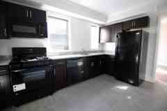 212 E Hanover St - Photo 1 of 1