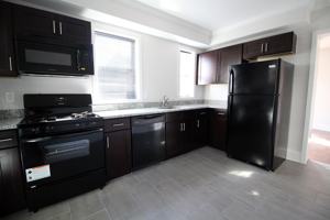 featured image of 212 E Hanover St