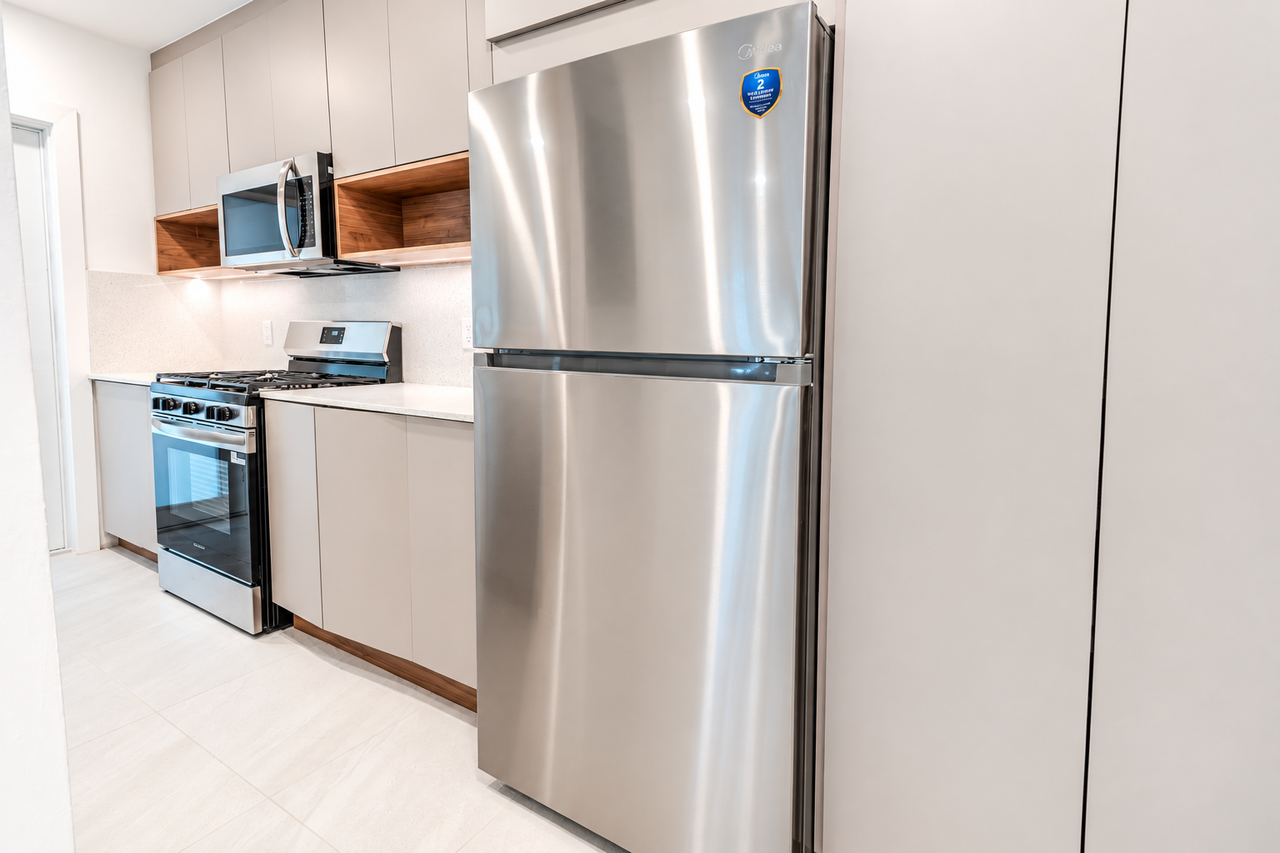 1000 Lenox Avenue - Photo 5 of 35