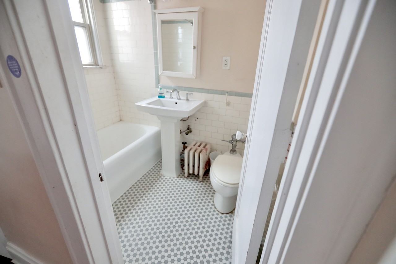 The Canterbury Apartments - Photo 4 of 7
