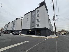 featured image of 158 6th St