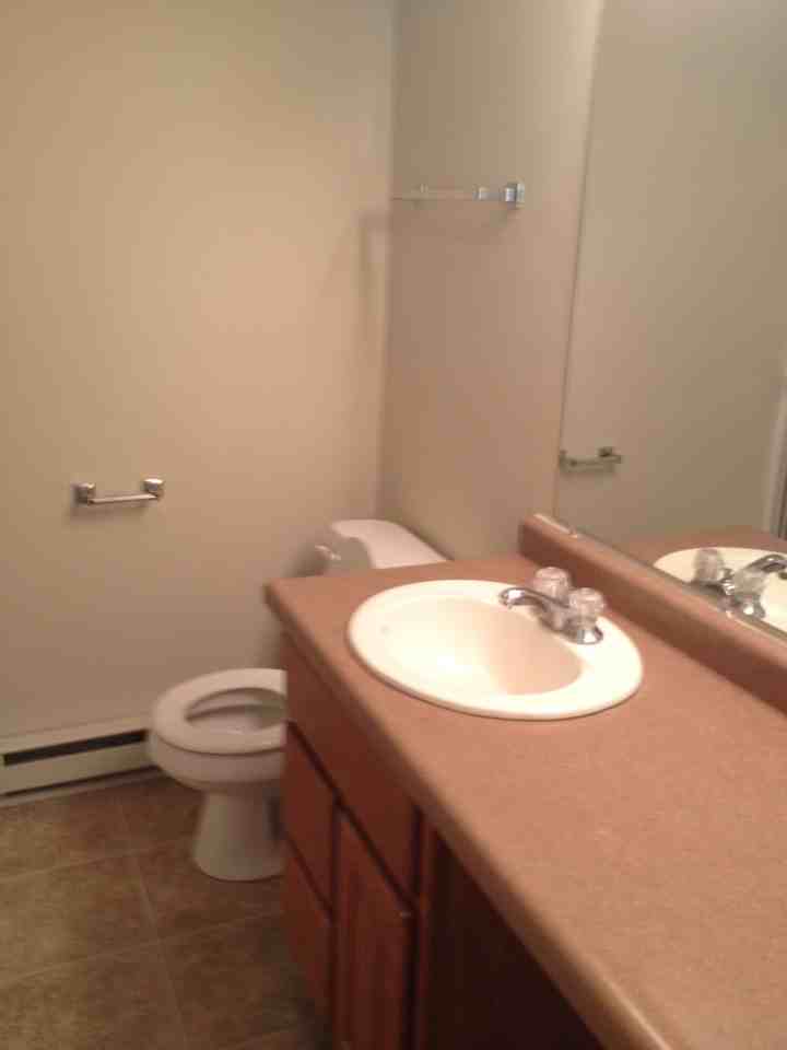 400 E Canedy Street - Photo 3 of 14