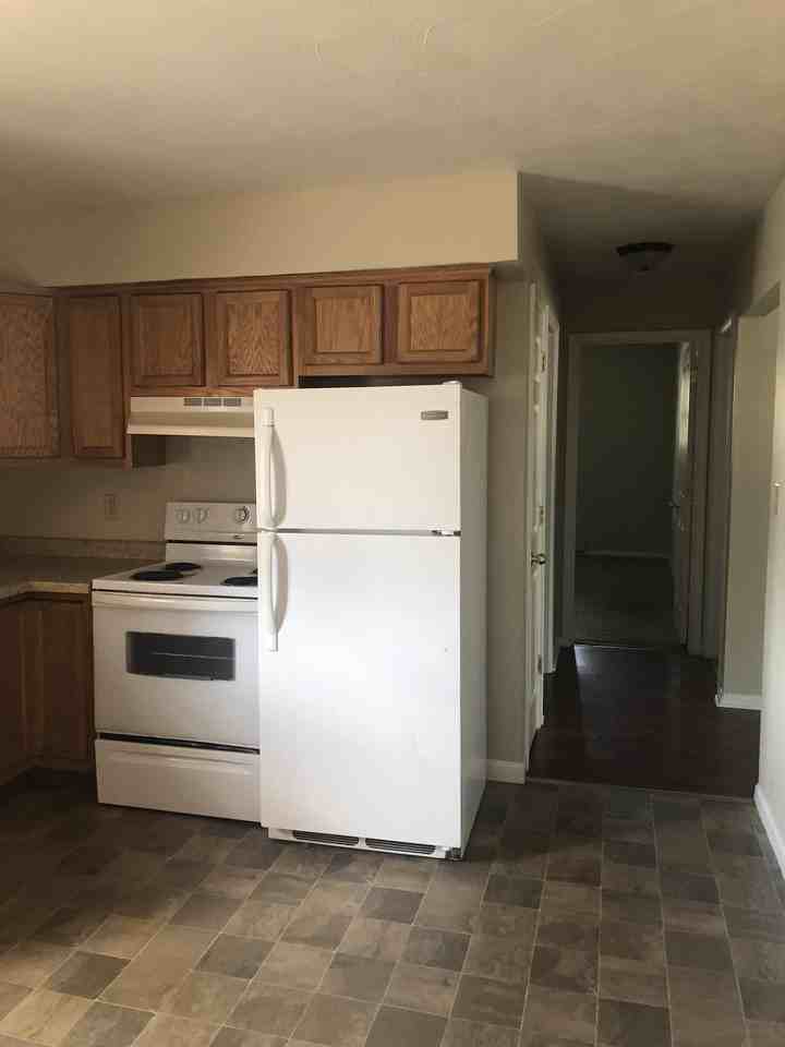 400 E Canedy Street - Photo 6 of 14