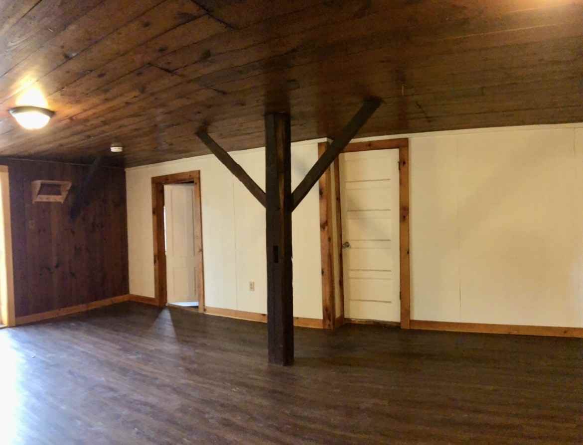 462 Main Street - Photo 3 of 13