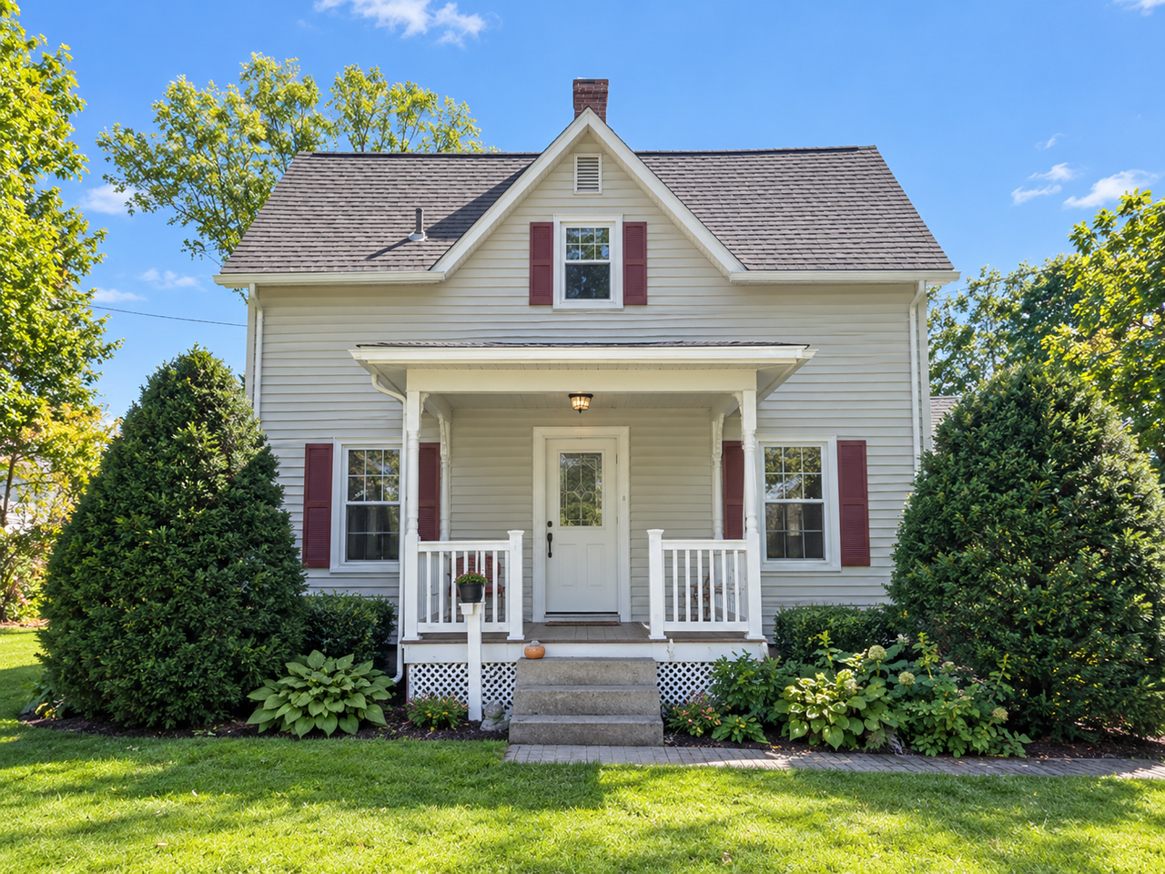 33-37 Cottage Street - Photo 7 of 26
