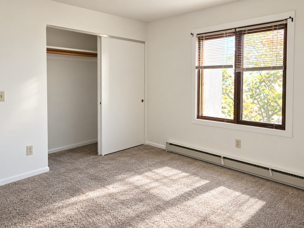 2555 Keygate Drive - Photo 4 of 6