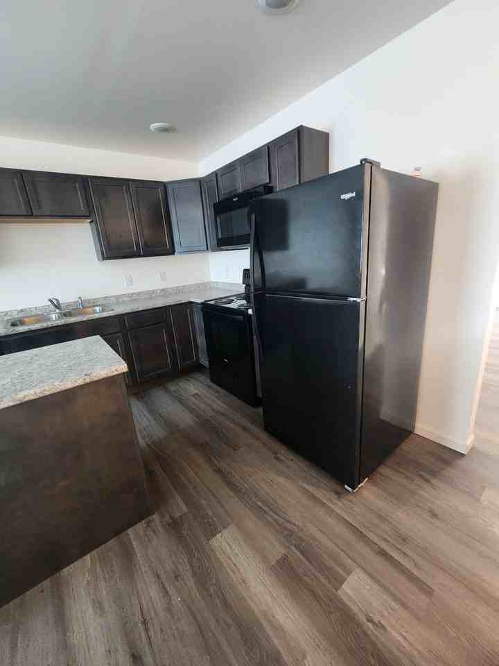 4818 Red Rooster Ln - Photo 3 of 7