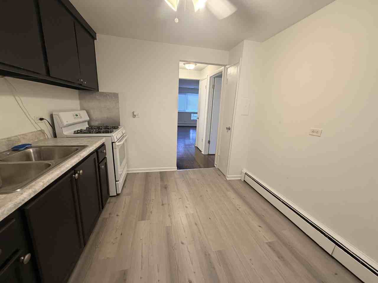 12648 California Ave - Photo 6 of 12