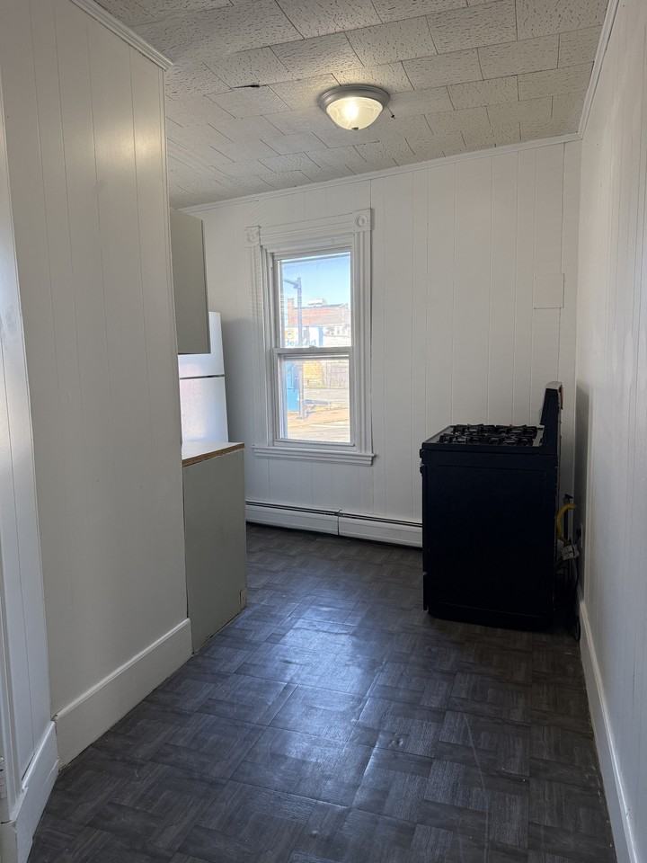 49-51 County Street New Bedford - Photo 4 of 7