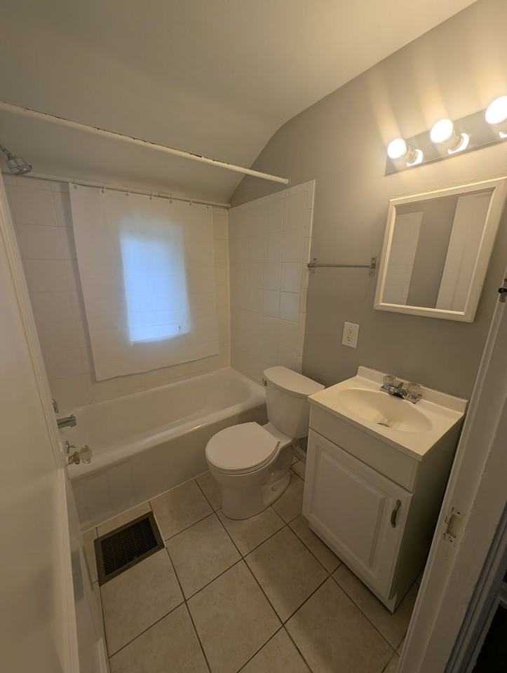 1514 Shire Pl - Photo 6 of 12