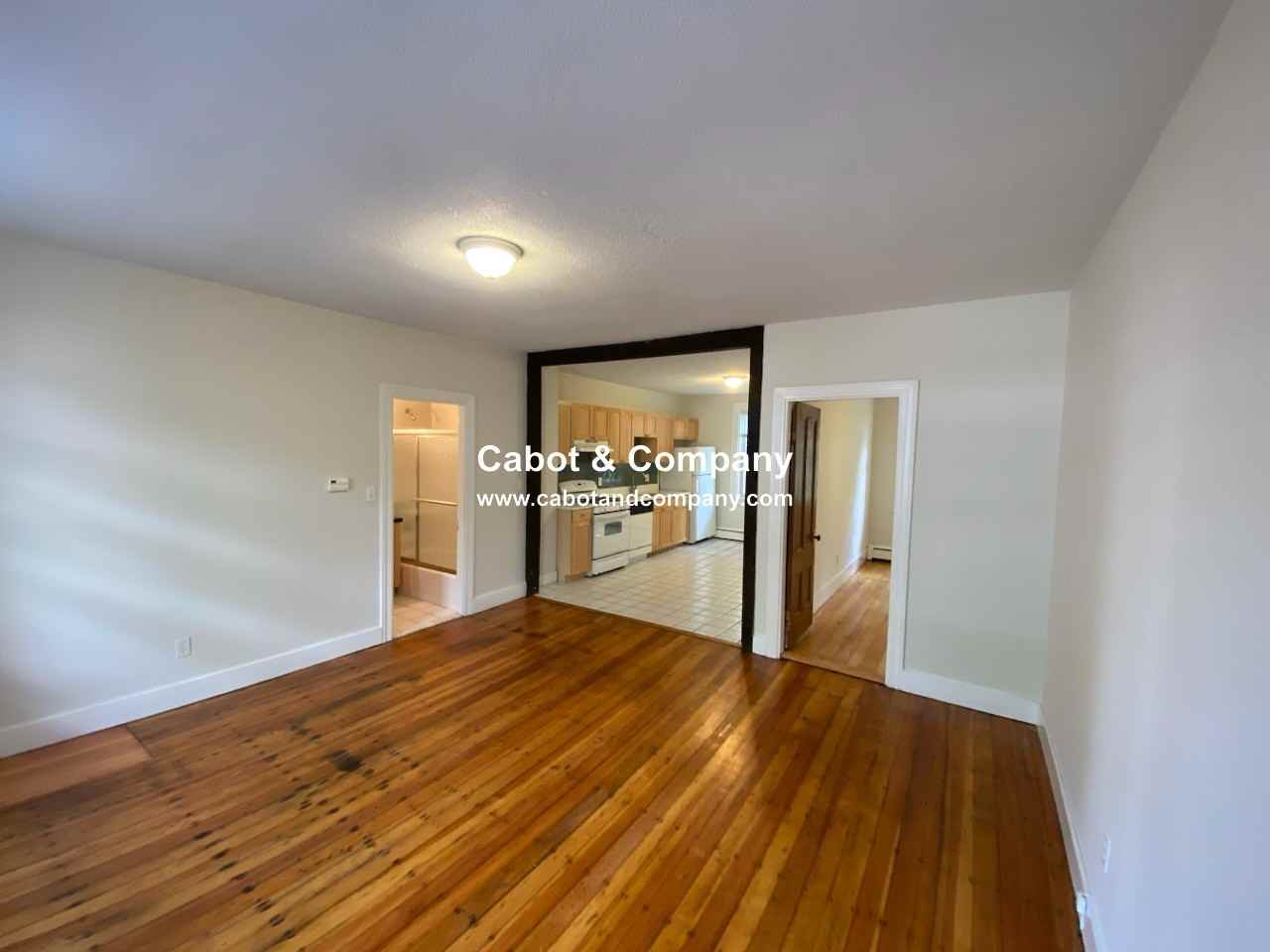 20 Roberts St #1 - Photo 3 of 12