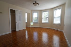 featured image of 235 Parsons St #3