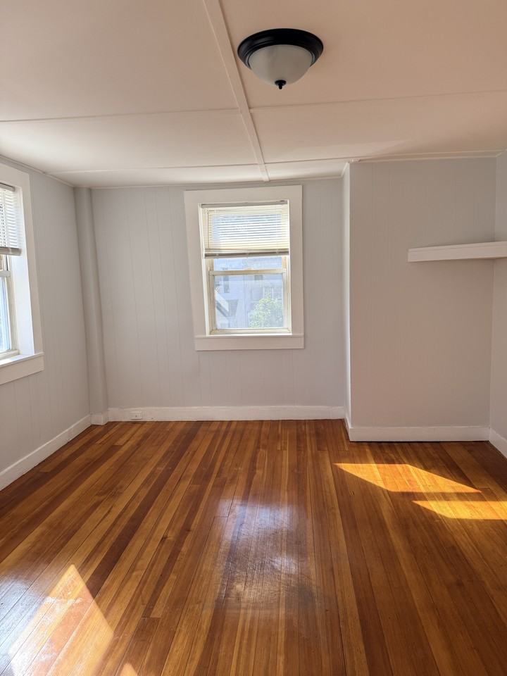 3 Kimball Ct #2 - Photo 2 of 11