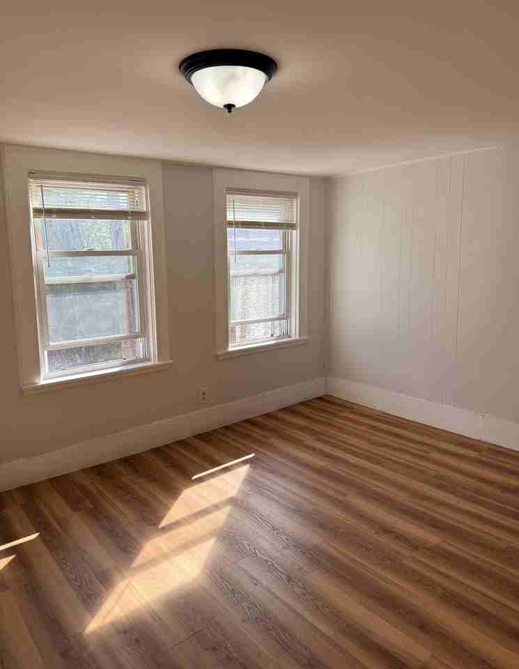 3 Kimball Ct #2 - Photo 4 of 11
