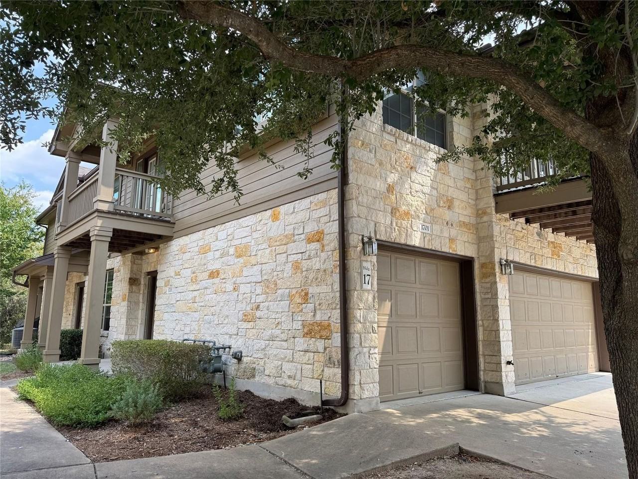 1310 W Parmer Ln - Photo 4 of 12