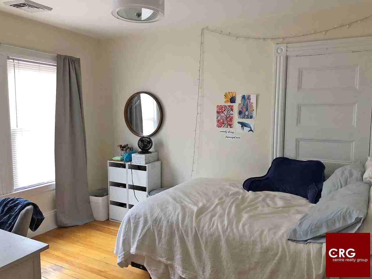 152 Curtis St #3 - Photo 3 of 8