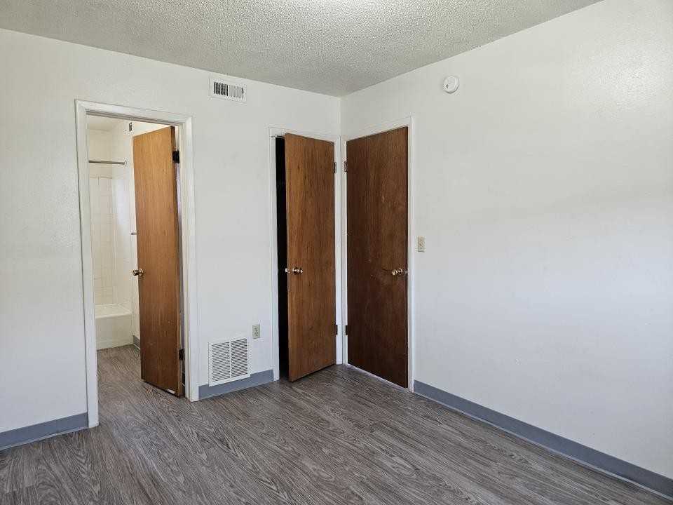 2024 Alderson Ave #3 - Photo 4 of 5