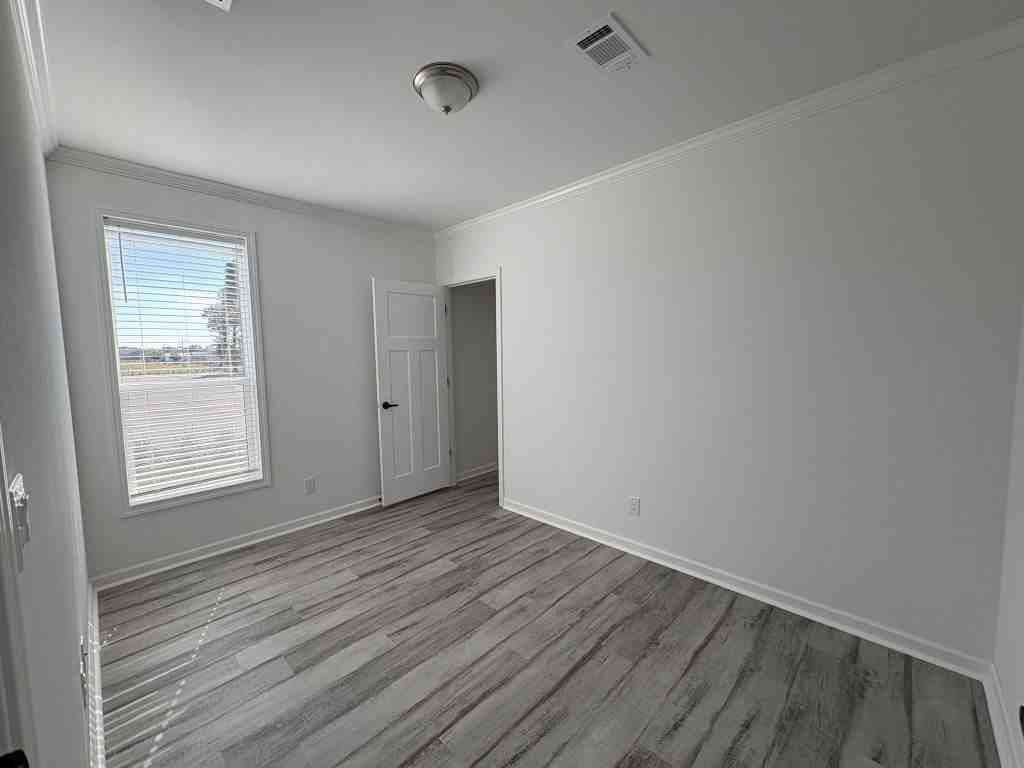 1025 Davy Jones - Photo 5 of 26