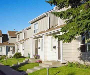 3799-3703 26 Ave NW - Photo 3 of 4