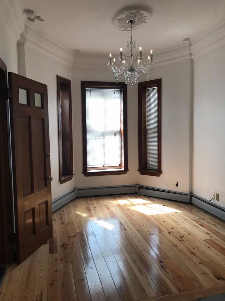 13 Millmont St #3 - Photo 3 of 8