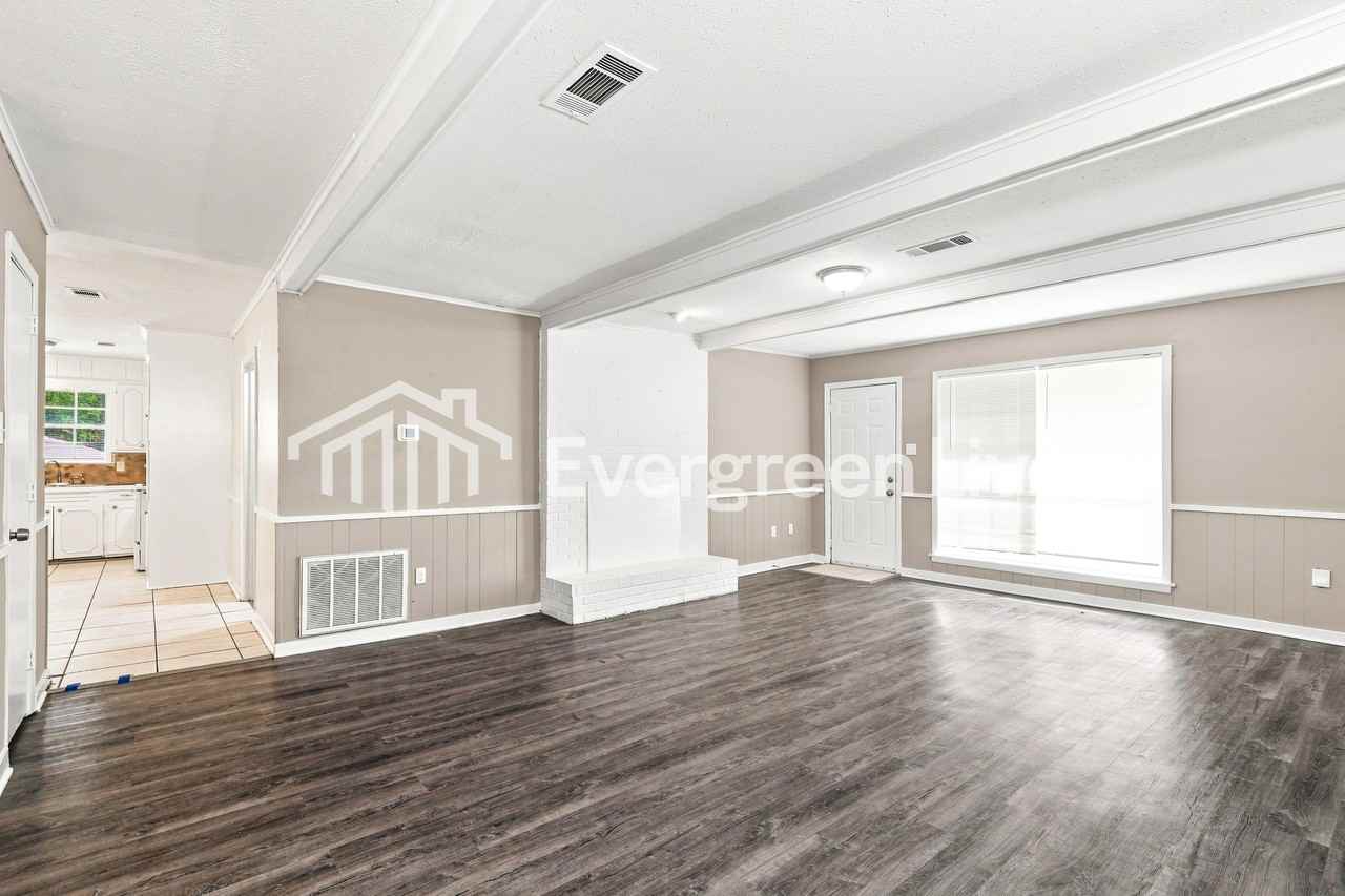 5105 Millwood Pl - Photo 3 of 15