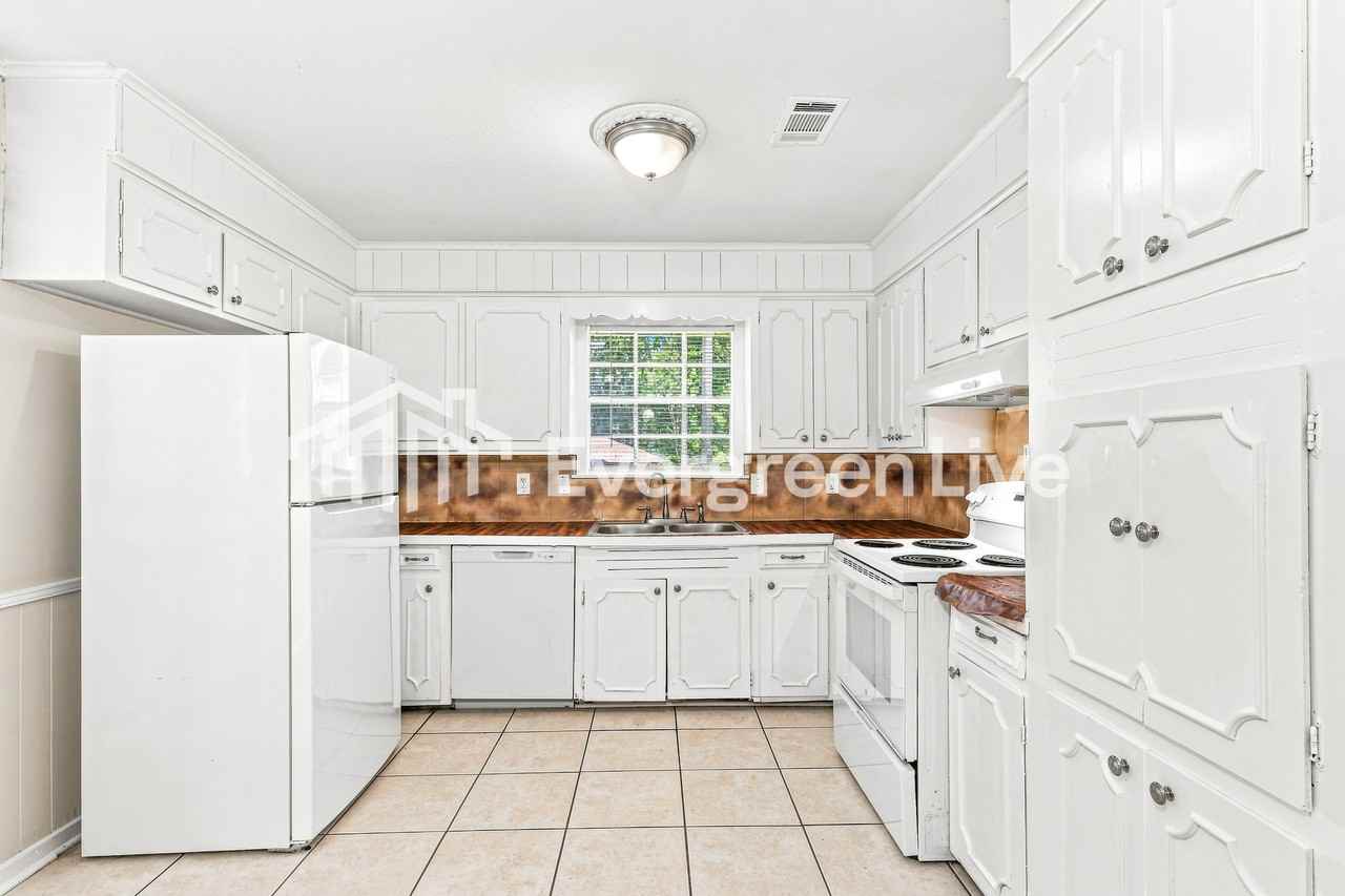 5105 Millwood Pl - Photo 5 of 15