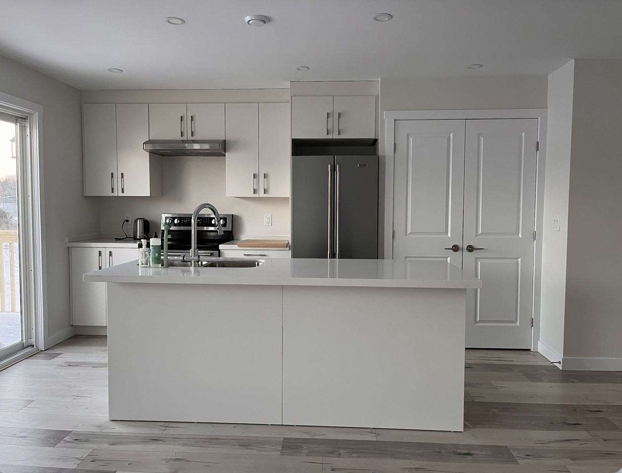 75 Golden Way - Photo 2 of 16