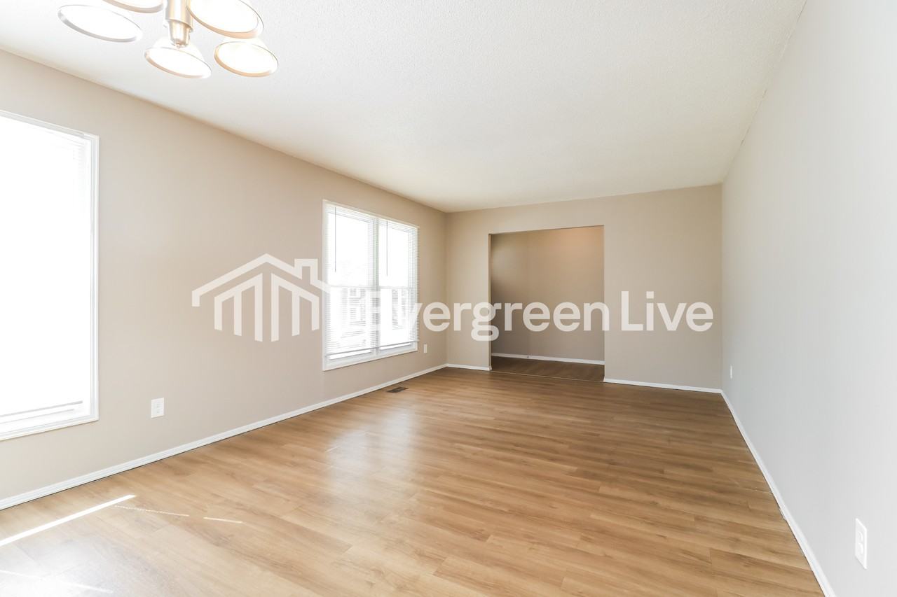 13374 Talleywood Dr - Photo 4 of 15