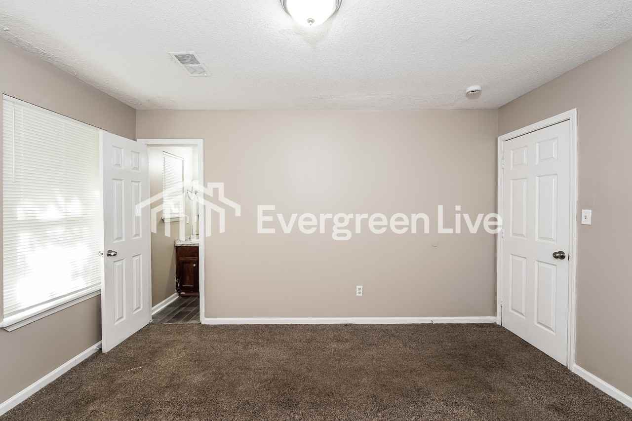 1203 26th Ave N - Photo 5 of 14