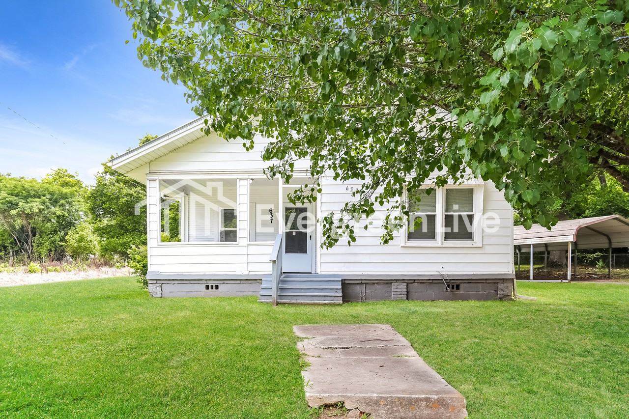 637 Lanett Ave
