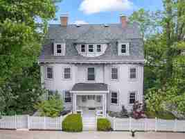 featured image of 388 Arborway #B