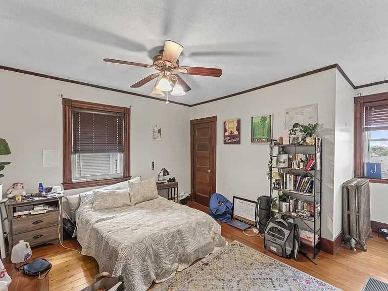 388 Arborway #B - Photo 4 of 5