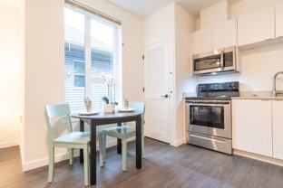 435 NE Church St - Photo 1 of 1