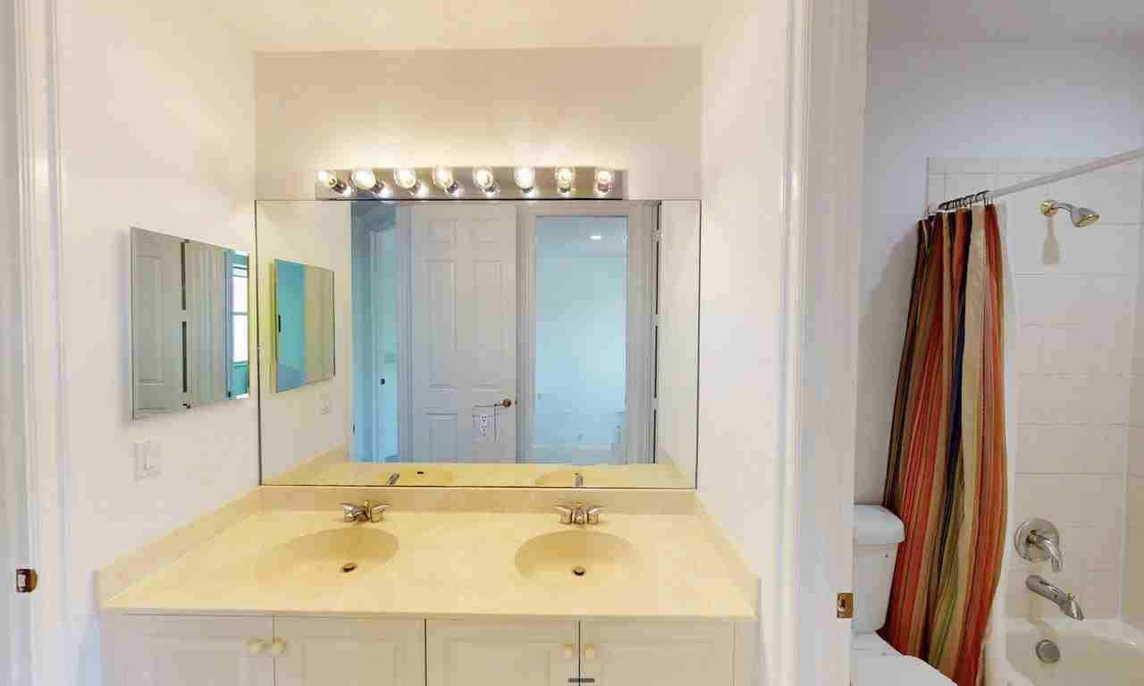 7663 Nw 122nd Dr - Photo 4 of 50