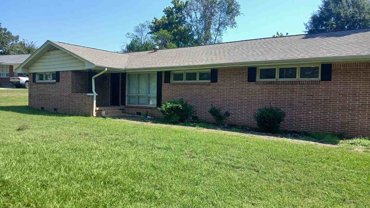 1070 Rushmeade Rd - Photo 2 of 32