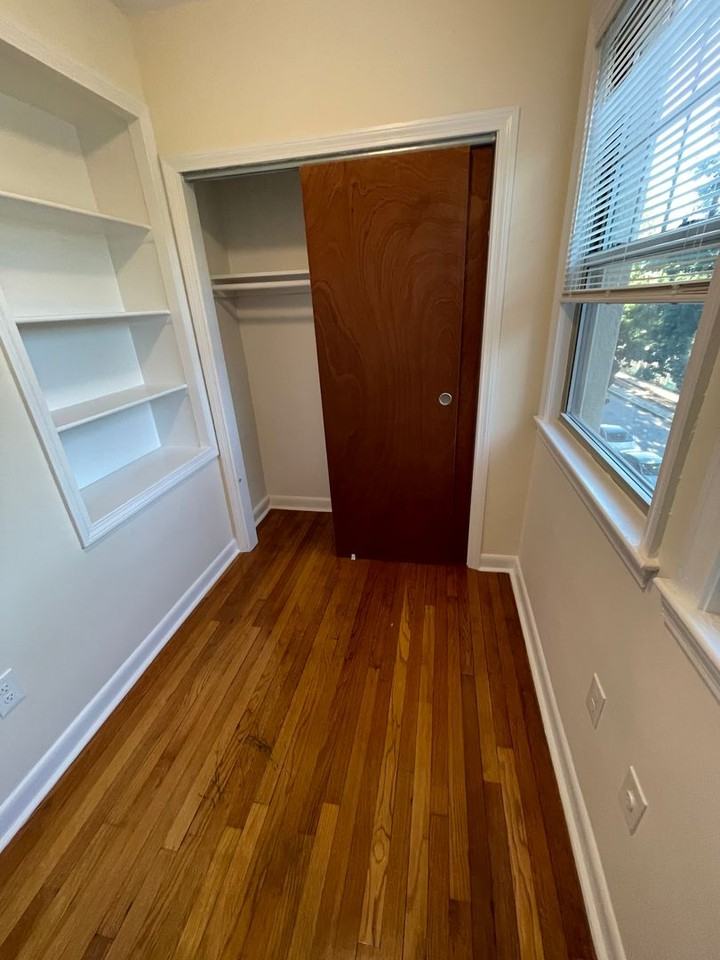 1315 Commonwealth Ave - Photo 7 of 15