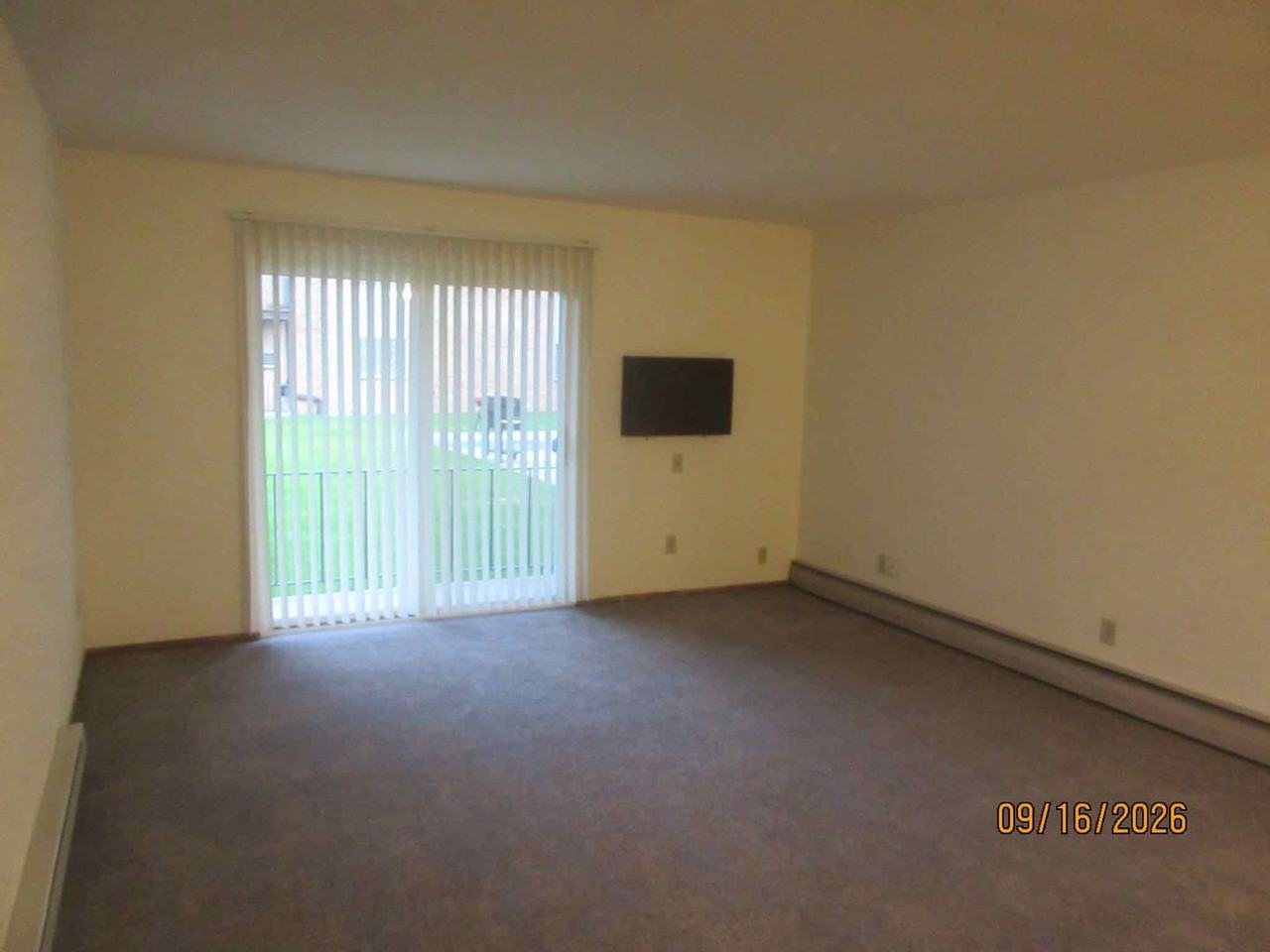 8750 W Mill Rd - Photo 7 of 16
