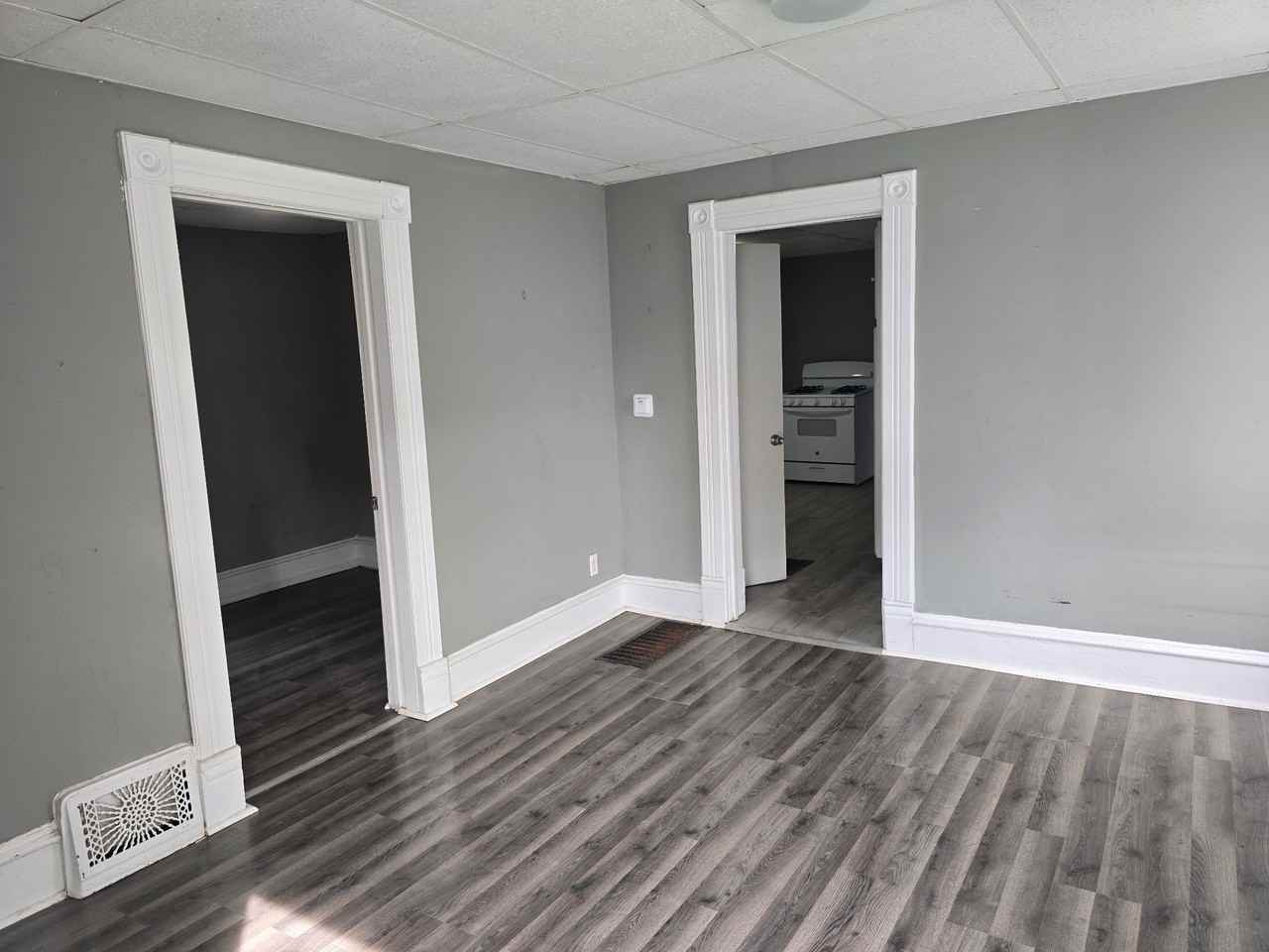 1503 W Millman St #SFH - Photo 4 of 9