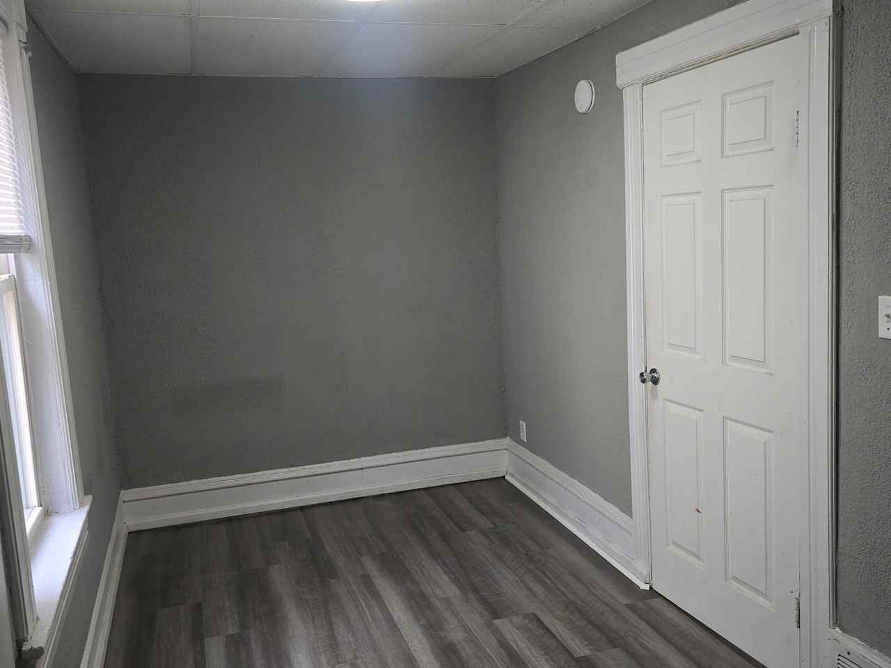 1503 W Millman St #SFH - Photo 6 of 9