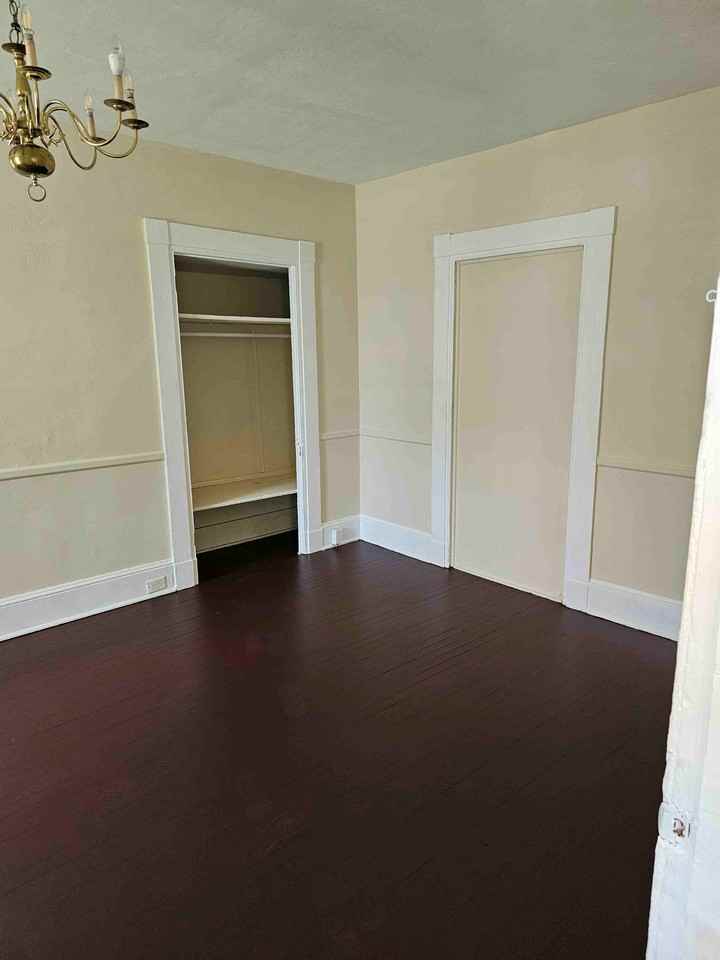 182 W Main St - Photo 2 of 8