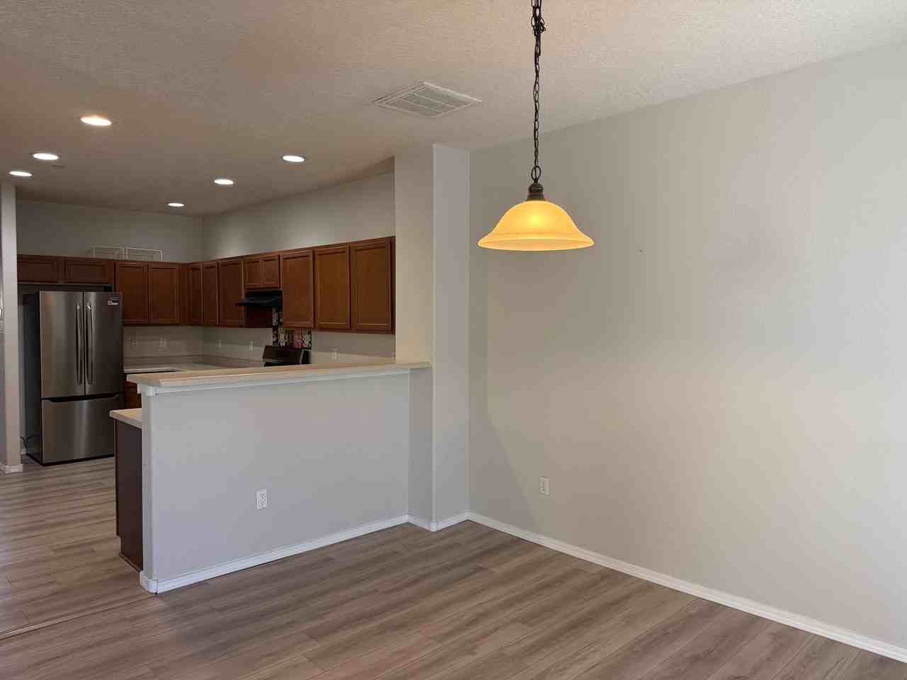 11032 Fort Point Ln Ne #B - Photo 5 of 27