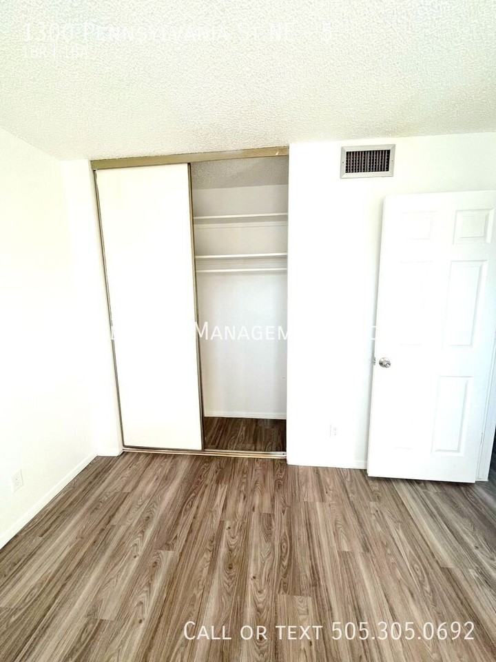 The White House Apartments - Photo 2 of 11