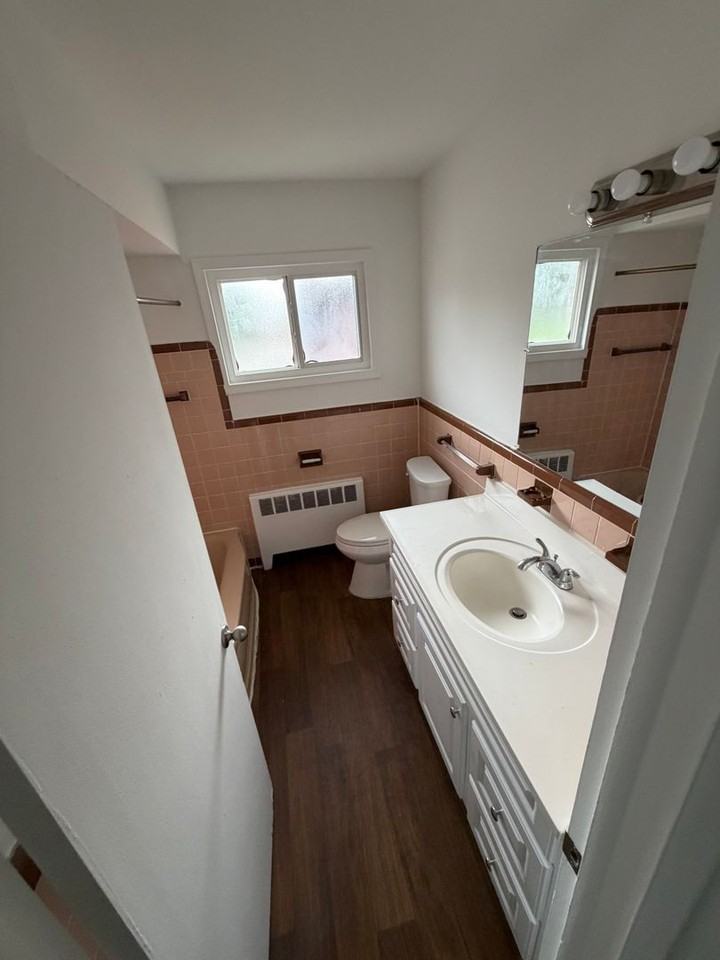 28721 Jefferson Ave - Photo 4 of 8