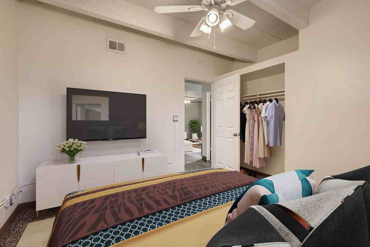 Julian Square Apartments - Photo 4 of 6