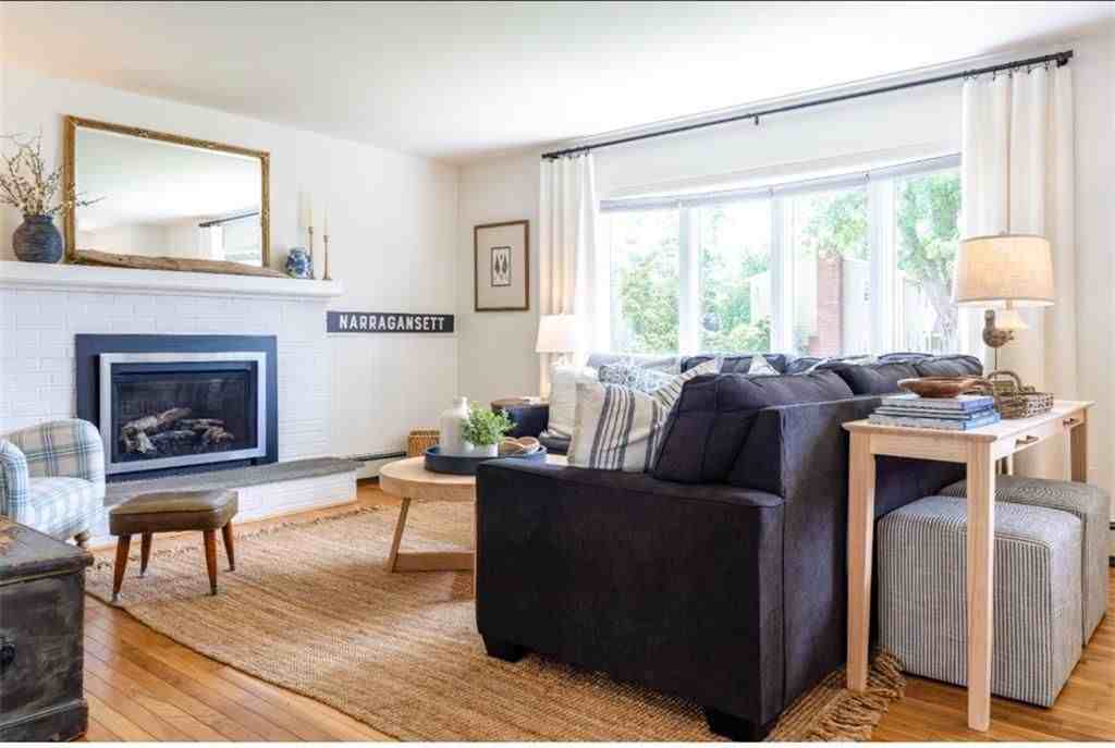 11 Hillview Dr - Photo 6 of 50