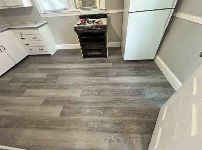 230 Washington St ##3 - Photo 4 of 15