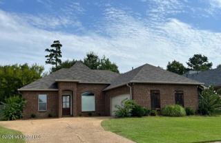 631 Huntington Dr - Photo 1 of 1