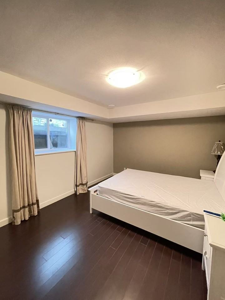 4000 Devonshire Avenue - Photo 5 of 12