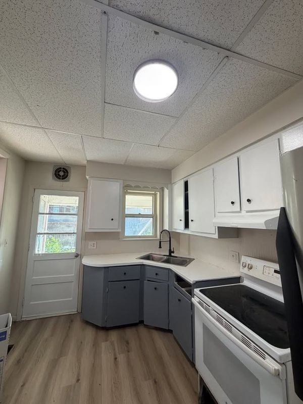 2232 Logan St - Photo 3 of 9