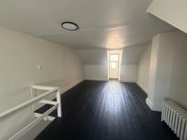 featured image of 206 N 3rd St